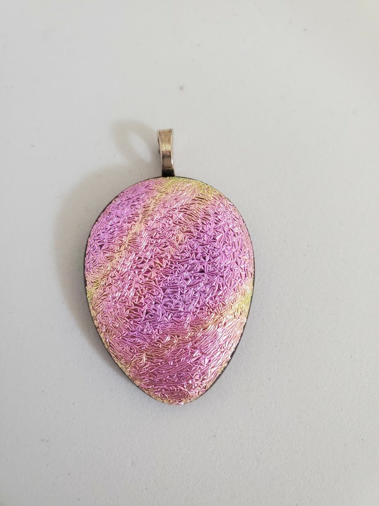 Modern Unsigned Handcrafted Artesian Shiny Pastel Teardrop Pendant J022