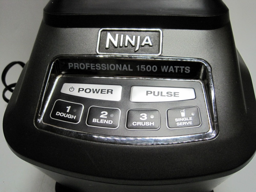 Ninja Professional Blender / Food Processor Model BL770 Base & Pitcher