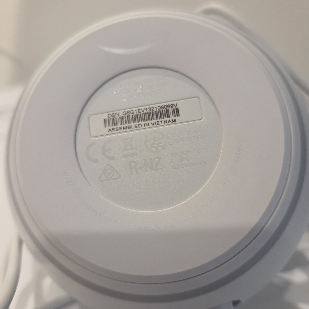 Amazon Echo Dot 4th Gen Smart Speaker White Model B7W64E With Stand Not Tested