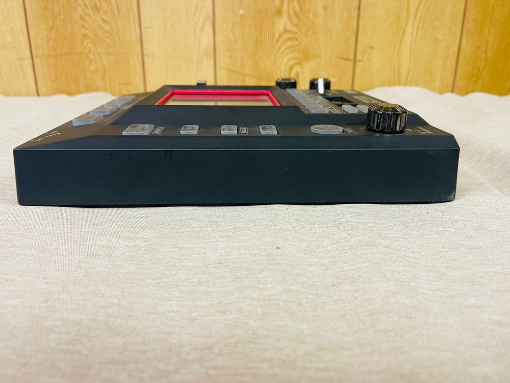 KORG KAOSS PAD KP3 Sampler Effects Processor Tested