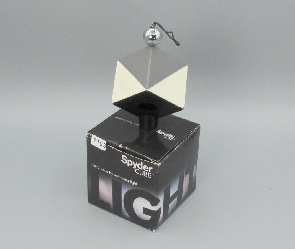 DataColor SpyderCube Color Balancing Device (7103)