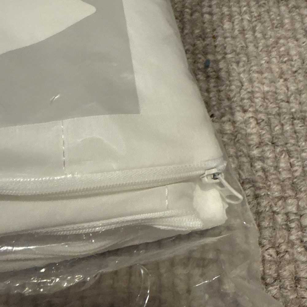 IKEA Luddros Pillow Protector Queen White with Zipper