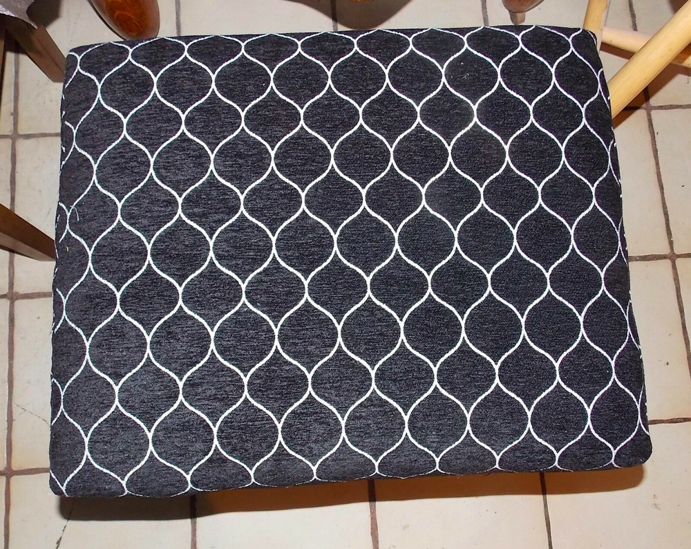 Black Mid Century Footstool / Stool (RP-FS103)
