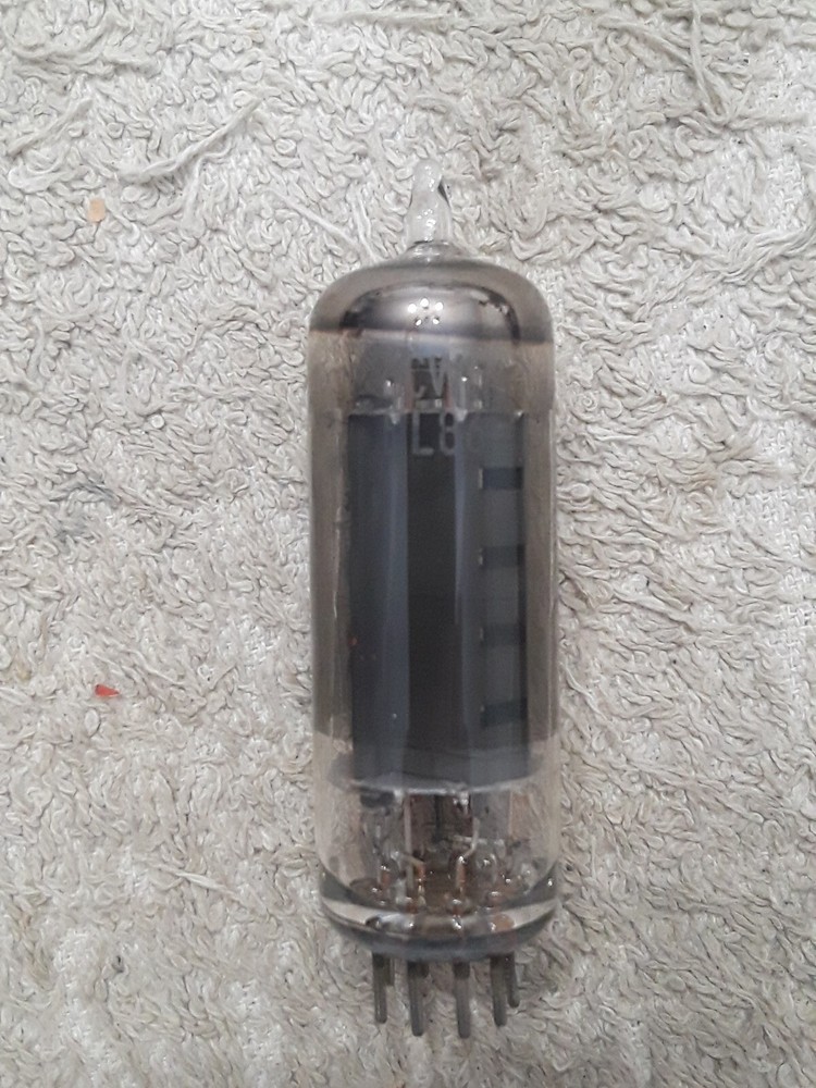 NOS 6CW5 Vacuum tube - White box - Tested