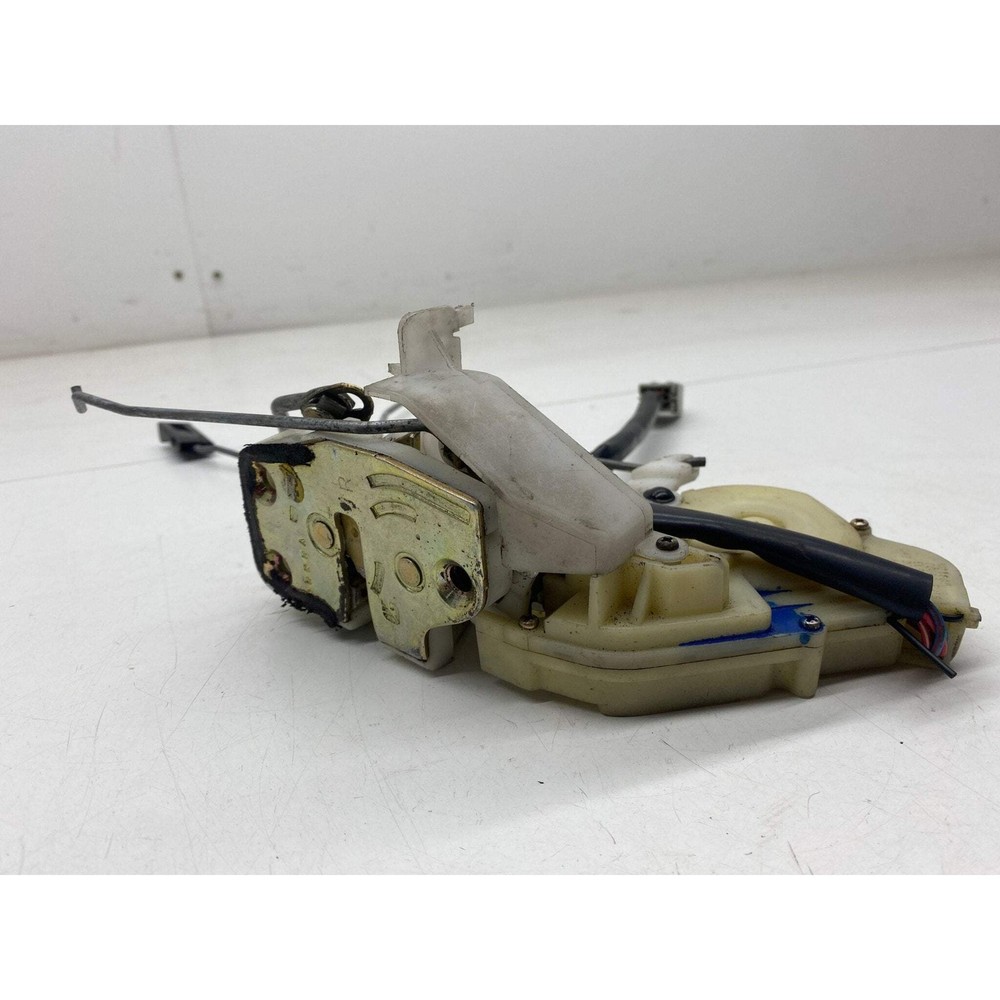 Honda Accord Door lock front right drivers Type R 1998