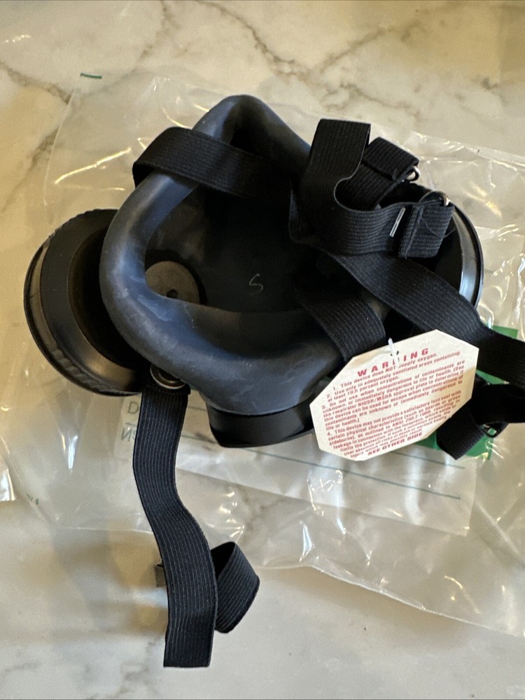 MSA COMFO II RESPIRATOR FACEPIECE BLACK MEDIUM 460968
