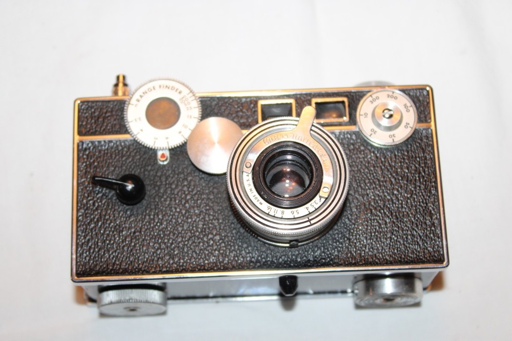 Vintage Argus 35mm Rangefinder Camera w/Weston Exposure Meter