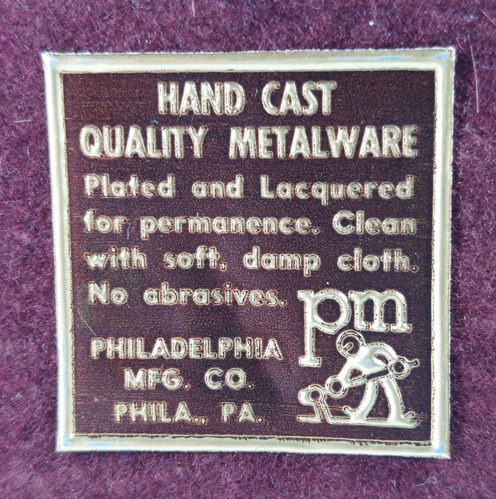 Philadelphia Mfg Co hand cast quality metalware bookends scholar reading