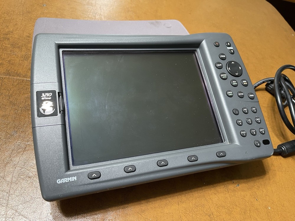 Garmin GPSMAP 3210 Marine GPS Chartplotter