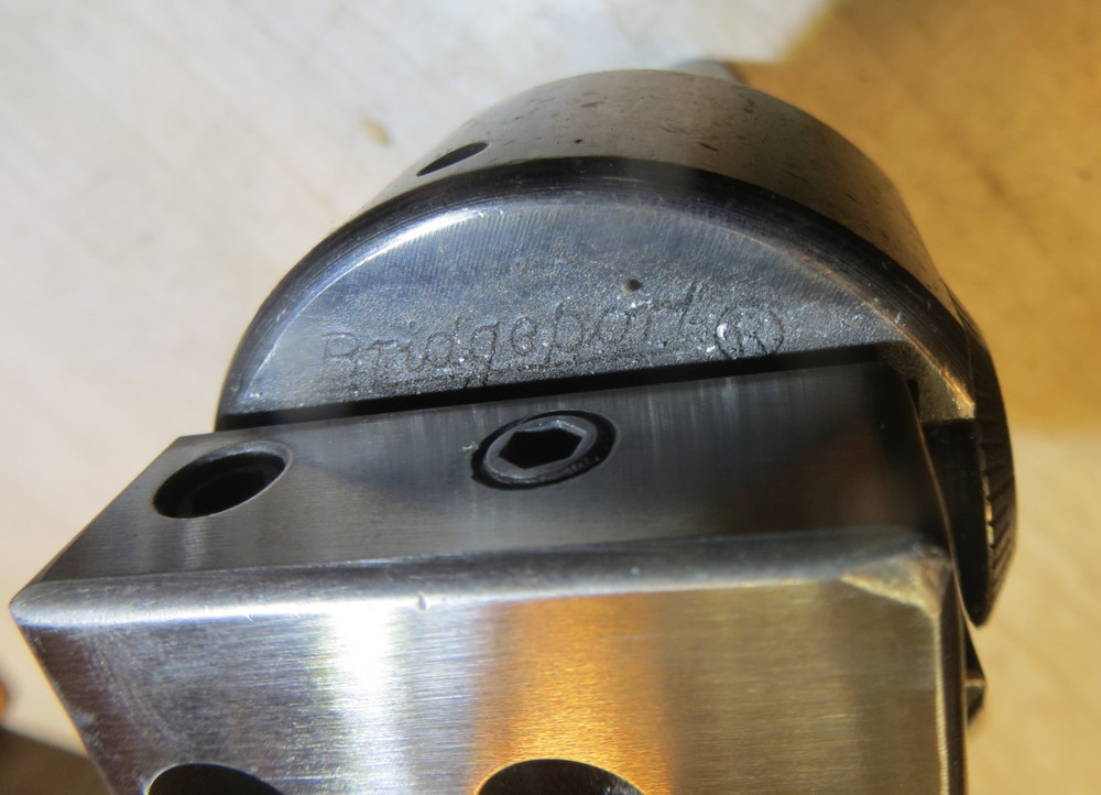 BRIDGEPORT BORING HEAD NO. 1 MICRO ADJUSTABLE WITH R8 SHANK 3/8" Bar