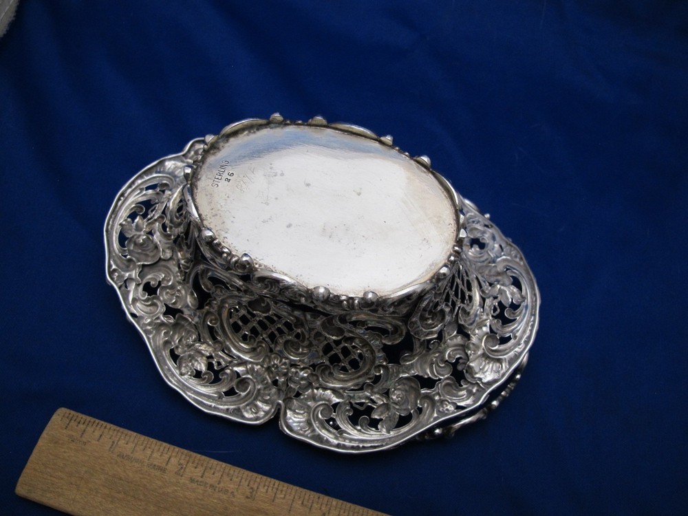 Nice Small VICTORIAN Sterling PIERCED SWING HANDLE BASKET-Repousse Scrolls