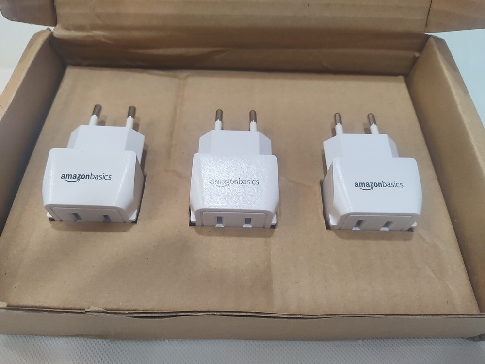 Amazon Basics Travel Plug Adapter
