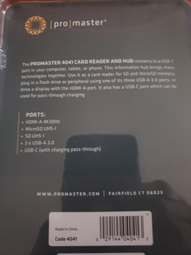 Promaster USB-C Card Reader and Hub for SD and microSD #4041