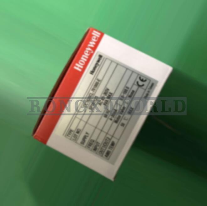 1PC Honeywell DC1020CR-702000-E Temperature Controller new