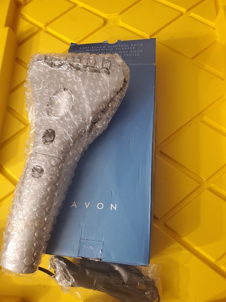 vintage Avon Easy Reach Electric Windshield Scraper