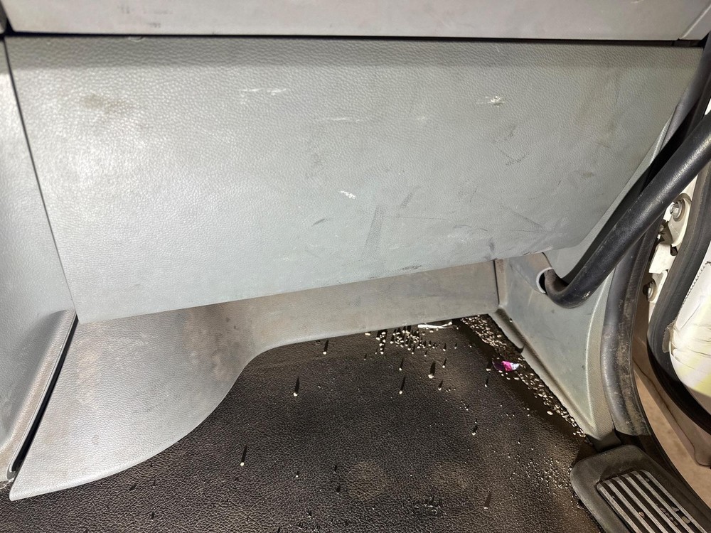 2012-2027 Kenworth T680 KICK Dash Panel - Used