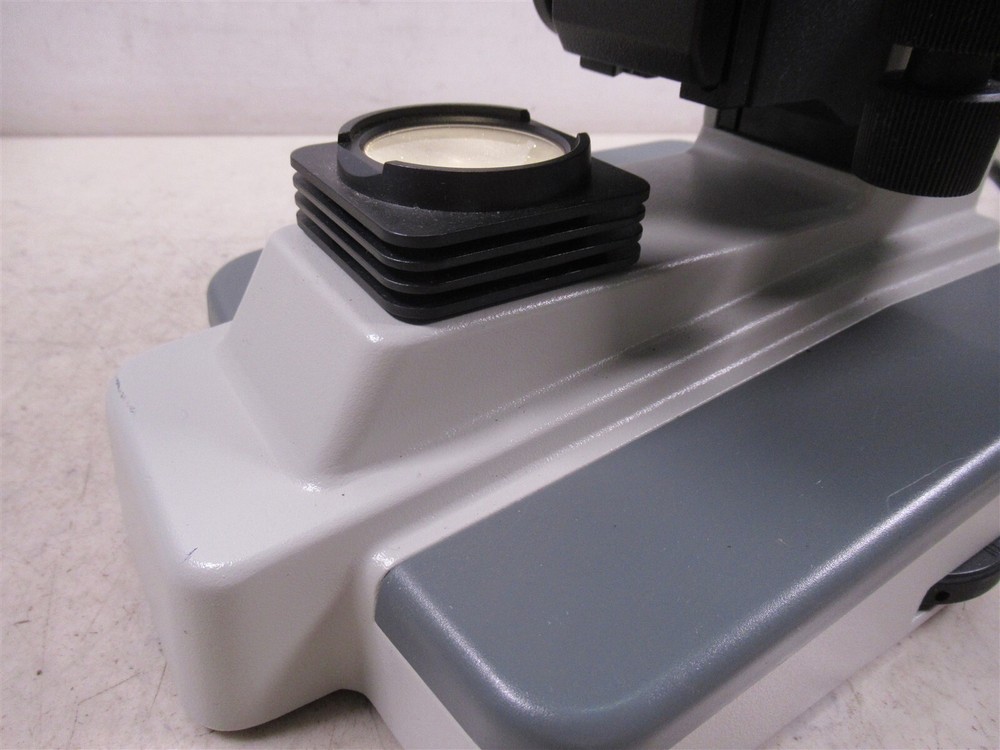 Frey B2-220 Binocular Microscope w/ Motic Objective Lenses & Eyepieces