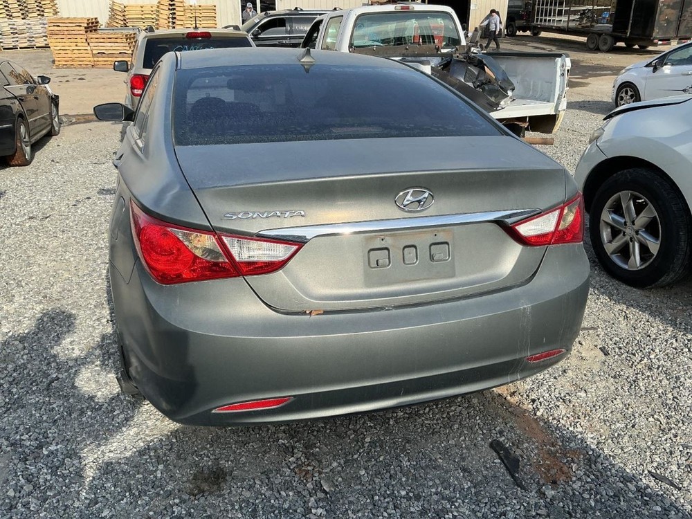 Fuse Box Engine Compartment VIN C 8th Digit Fits 11-14 SONATA 4932814