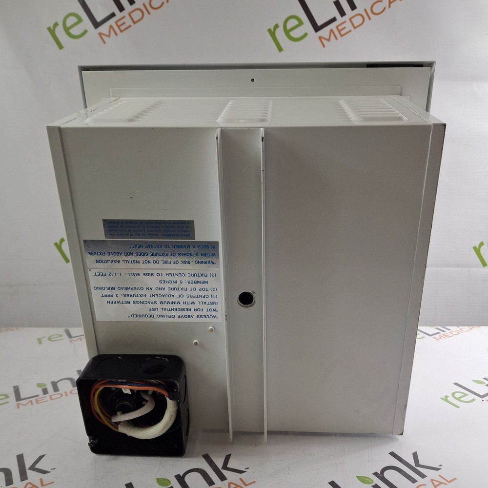 Skytron Mini Argos Surgical Light