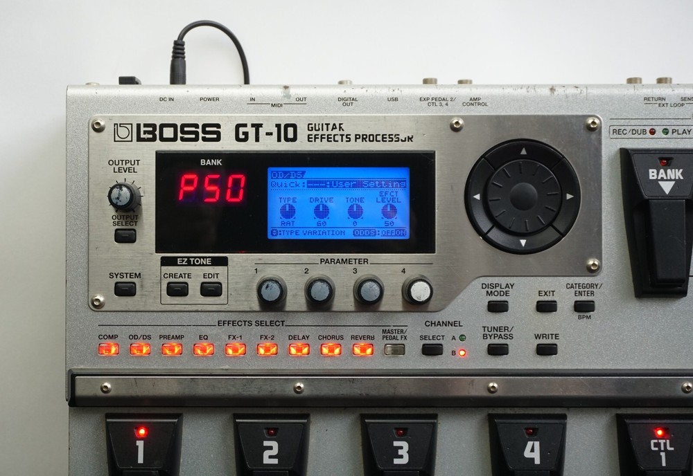 Boss GT-10 Guitar Multi Effects Processor Pedal / Floor Board