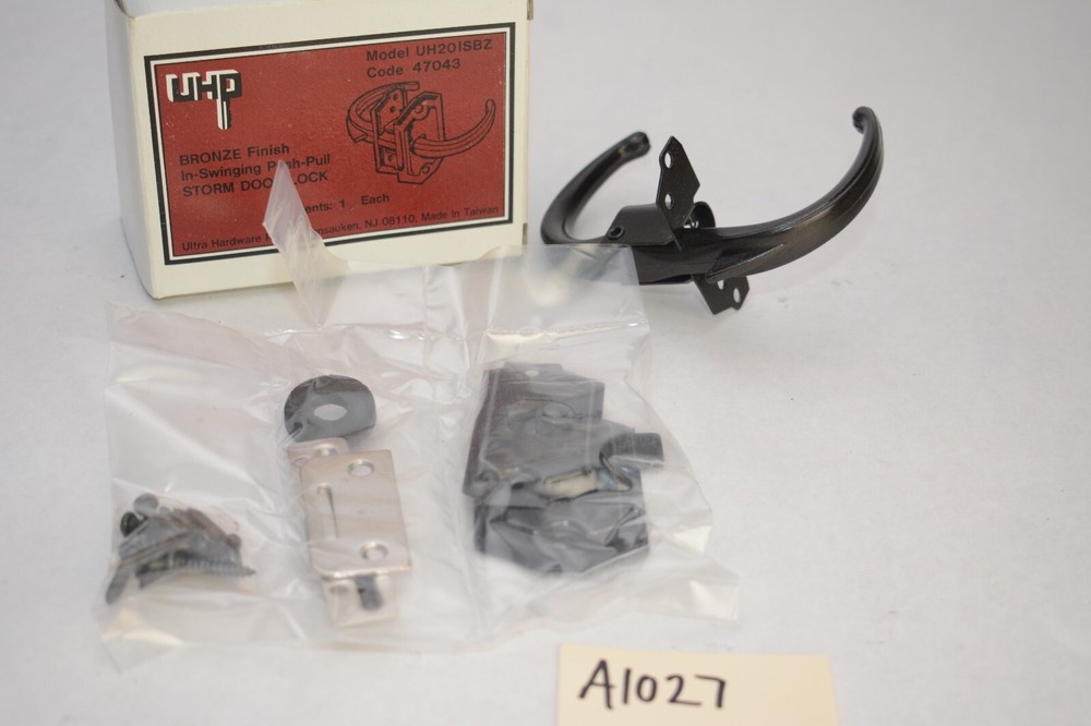 In swinging Push pull Screen Storm Door Latch Handle lock Night Lock Lever