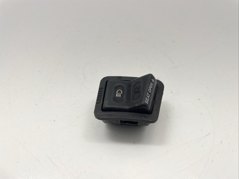 ♻️ Sym Symphony Cbs 125 2022 - 2024 Headlight Switch Button ♻️