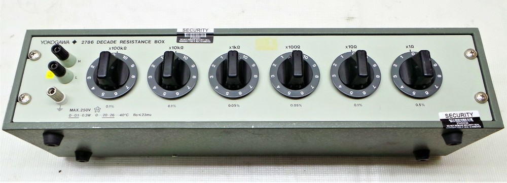 YOKOGAWA 2793 DECADE RESISTANCE BOX.