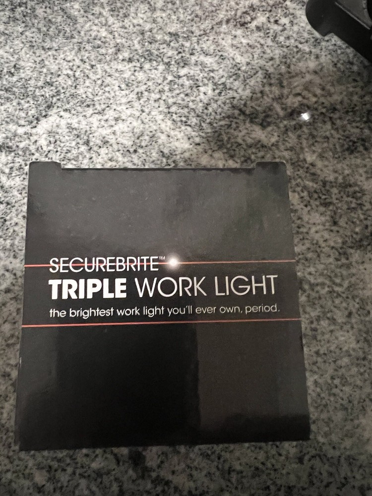 SecureBrite Triple Worklight 270 Lumens