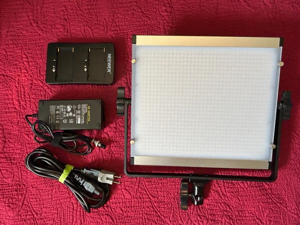 LED Studio Light Panel 50W, NP Battery Plate, Memory, Wireless Remote, Bi color,