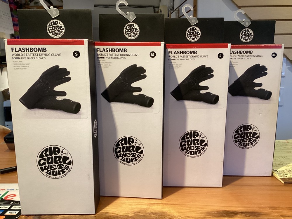 5/3mm 5 Finger Gloves Rip Curl Size Medium
