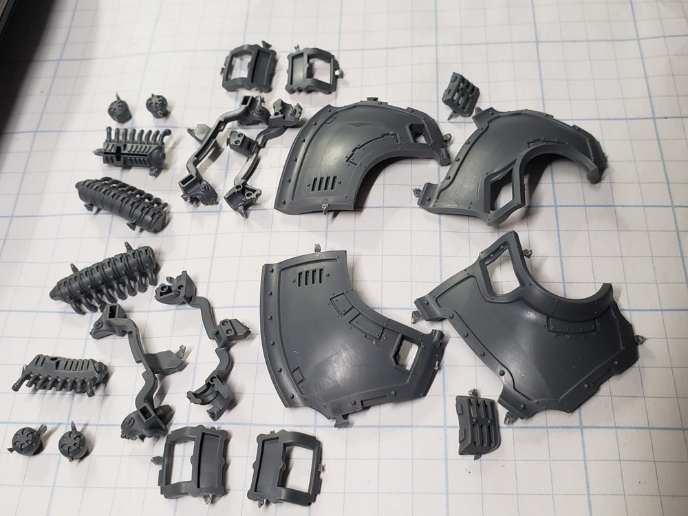 30K Space Marine Bits Saturnine Dreadnought Shield Generator Pauldrons B36