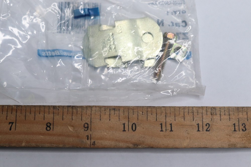 Thomas & Betts Universal Pipe Clamp 1/2" Z703