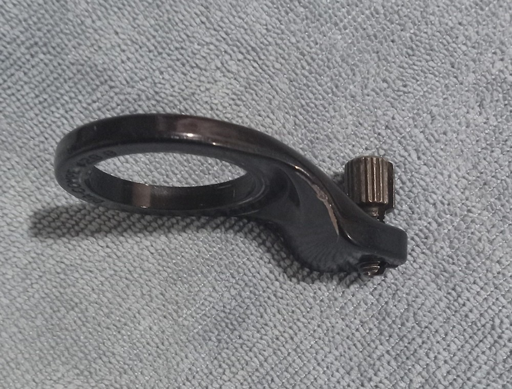 Dia-Compe 1 1/8" Front Brake Cable Hanger