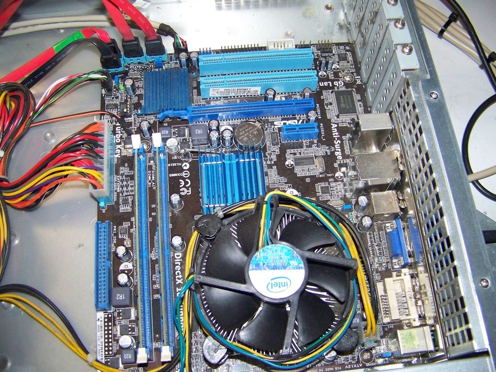 Chenbro RM21600 2U Server Rack Bay + Araid 3500-GP + more