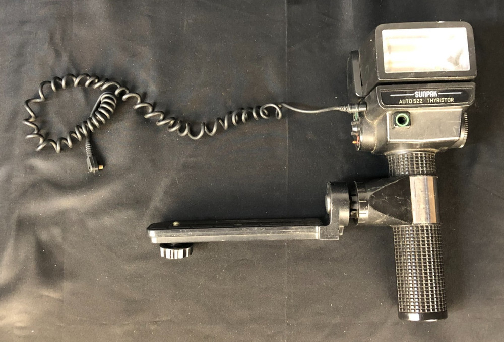 Sunpak Auto 522 Thyristor Camera Flash with Cable