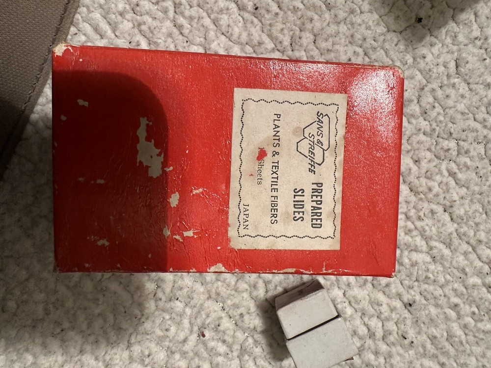 Vintage Sans & streiffe Microscope Kit