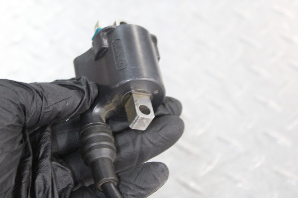 2014 HONDA CBR500R IGNITION COIL SPARK PLUG CAP SET PAIR