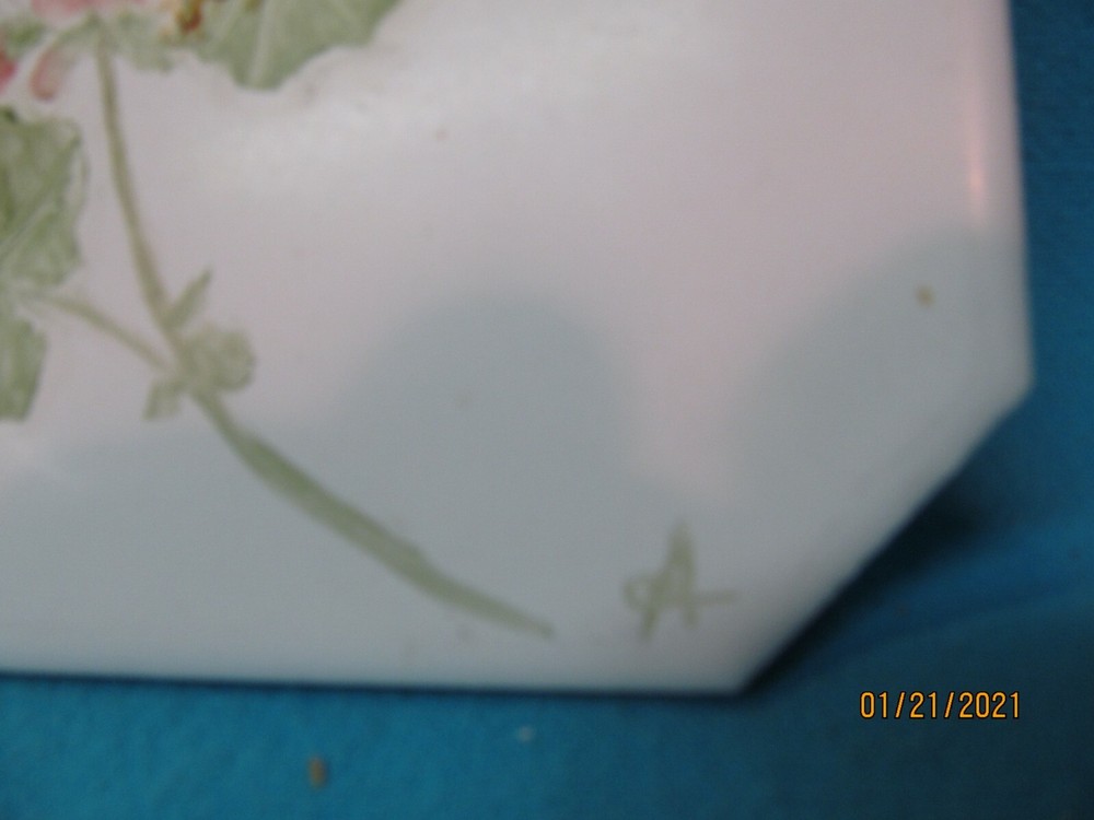 HAND PAINTED HYDRANGEA FLOWER MEXICO TILE TRIVET SIGNED "A"