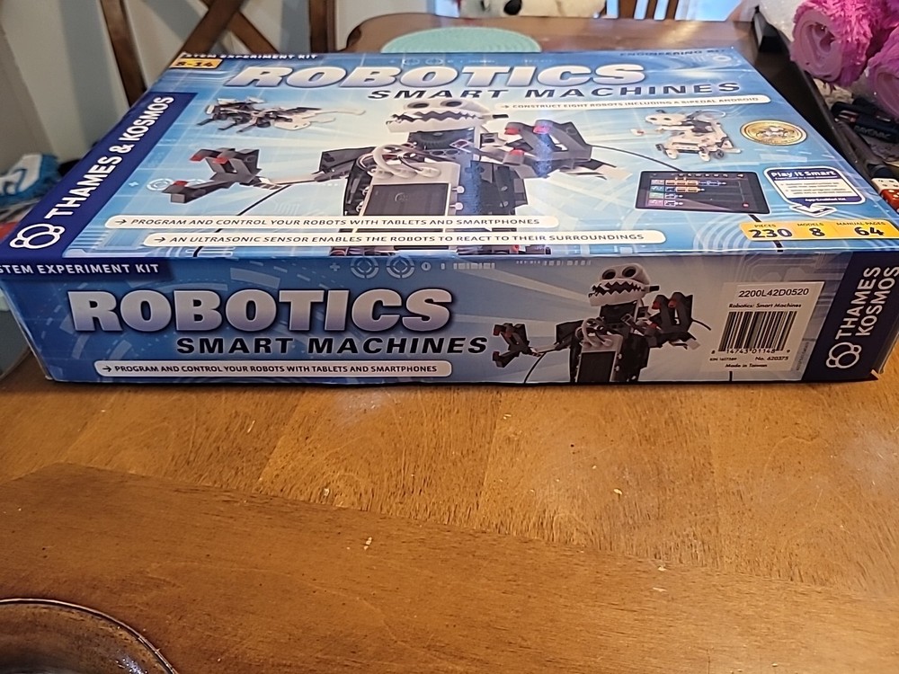 Thames & Kosmos - Robotics Smart Machines Engineering Kit - Model 620375