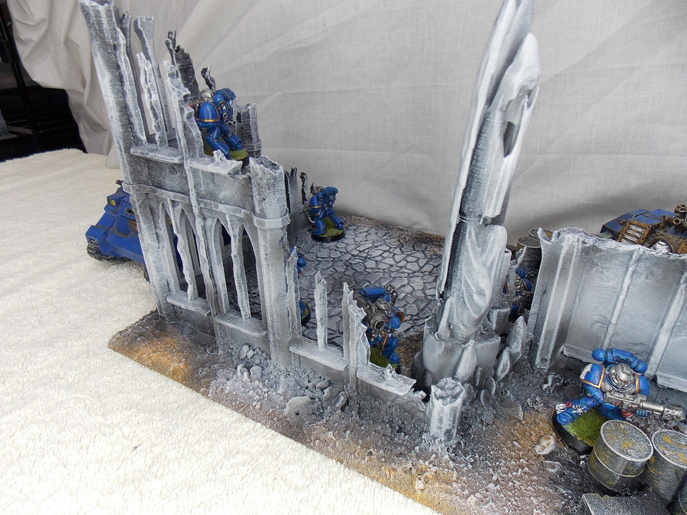 WARGAMING TERRAIN PAINTED BUILDING