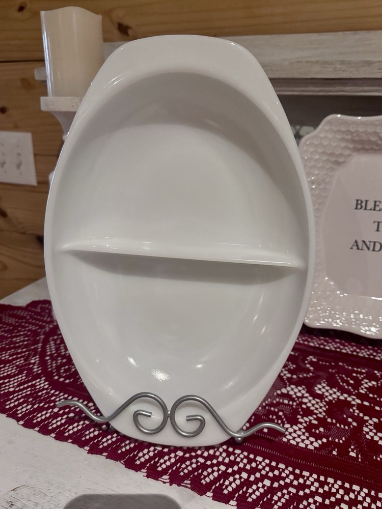 Pyrex Vintage Divided Oval Casserole Dish