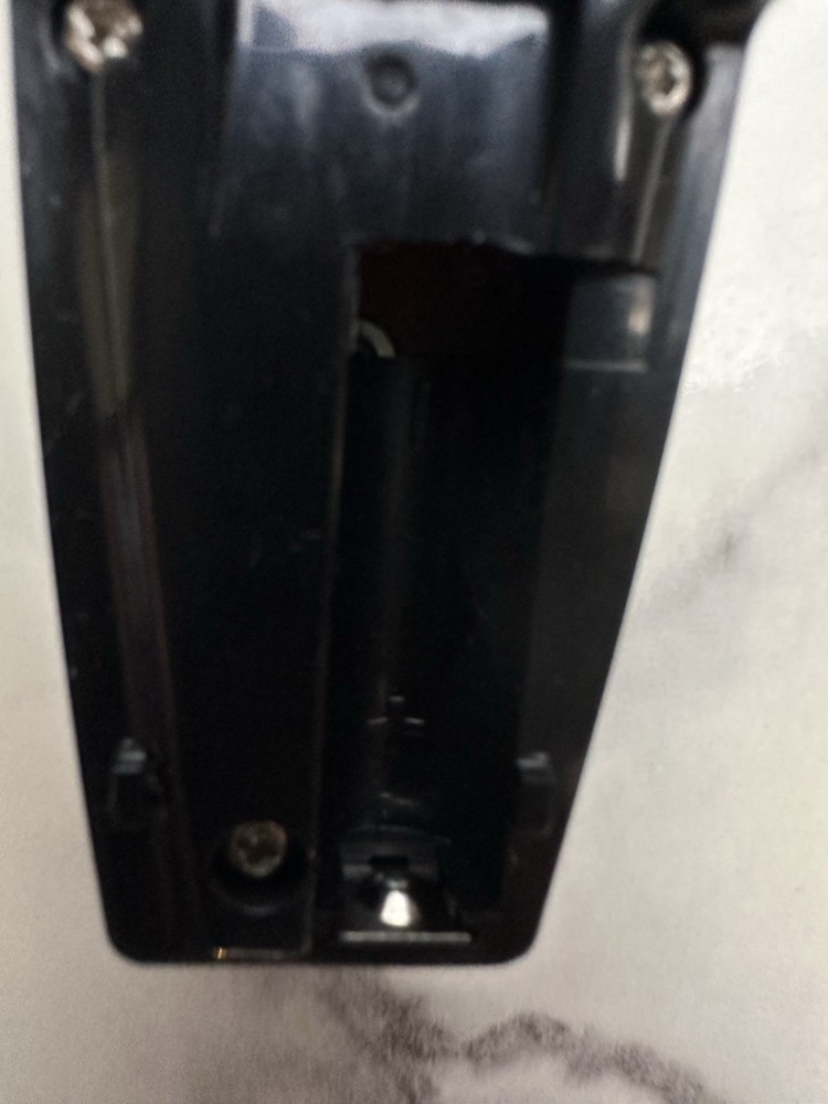 Powerpoint Presentation Device With Laser Pointer and Wireless Navigation ￼￼