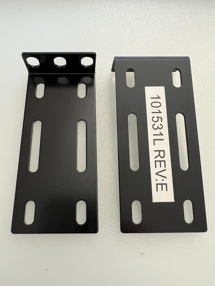 RACK MOUNT EAR BRACKETS 1U/NEW
