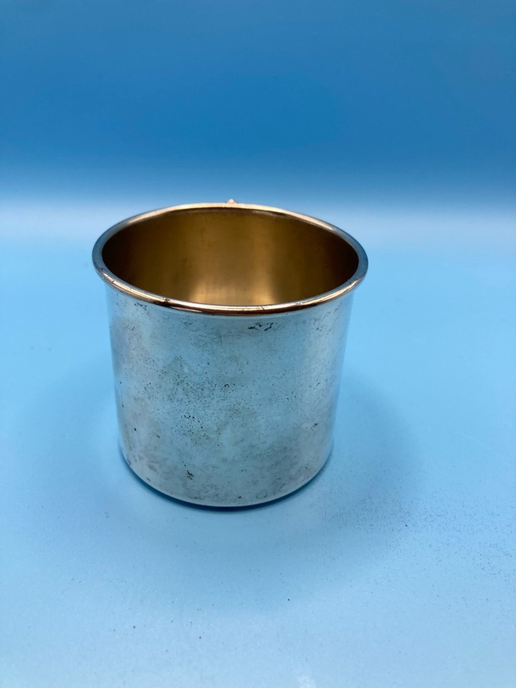 Vintage Oneida Silversmiths Silver Plate Baby Cup
