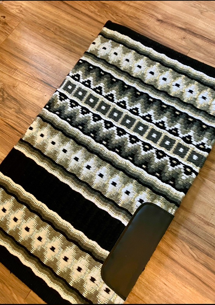 Black w/ Silver Western Show Pad