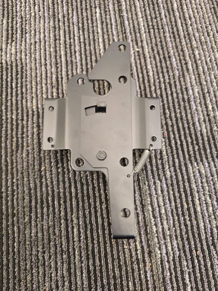 Dreamxiang Heavy-Duty Self-Locking Gate Latch Assembly