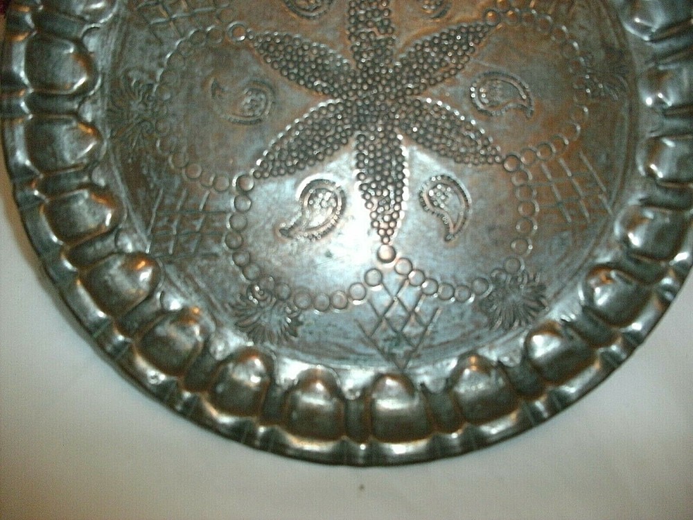 VINTAGE MIDDLE EASTERN TIN WASHED COPPER TRAY, ENGRAVED,HAMMERED,ROLLED EDGE