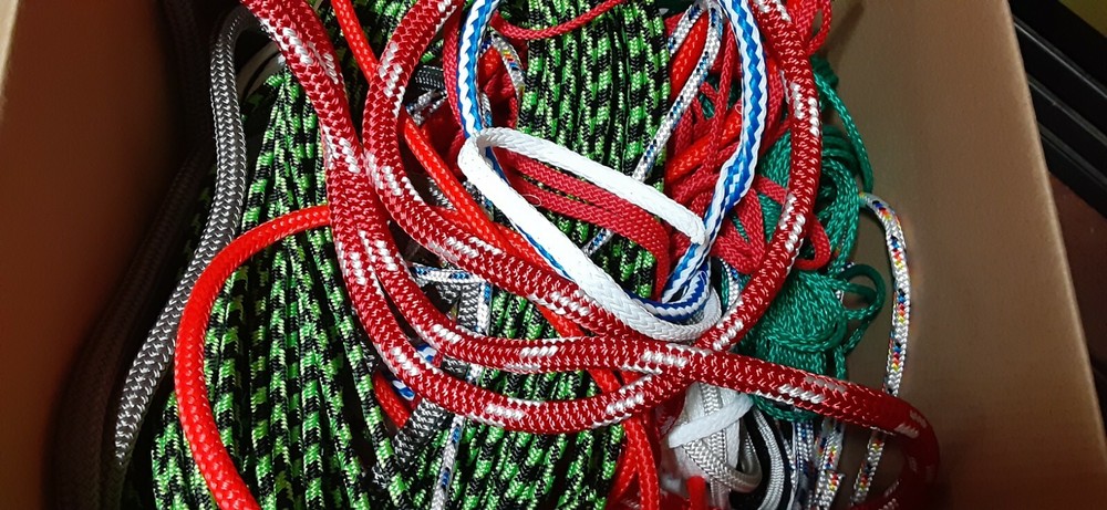 44 lb. Rope assortment box. Custom list for roll