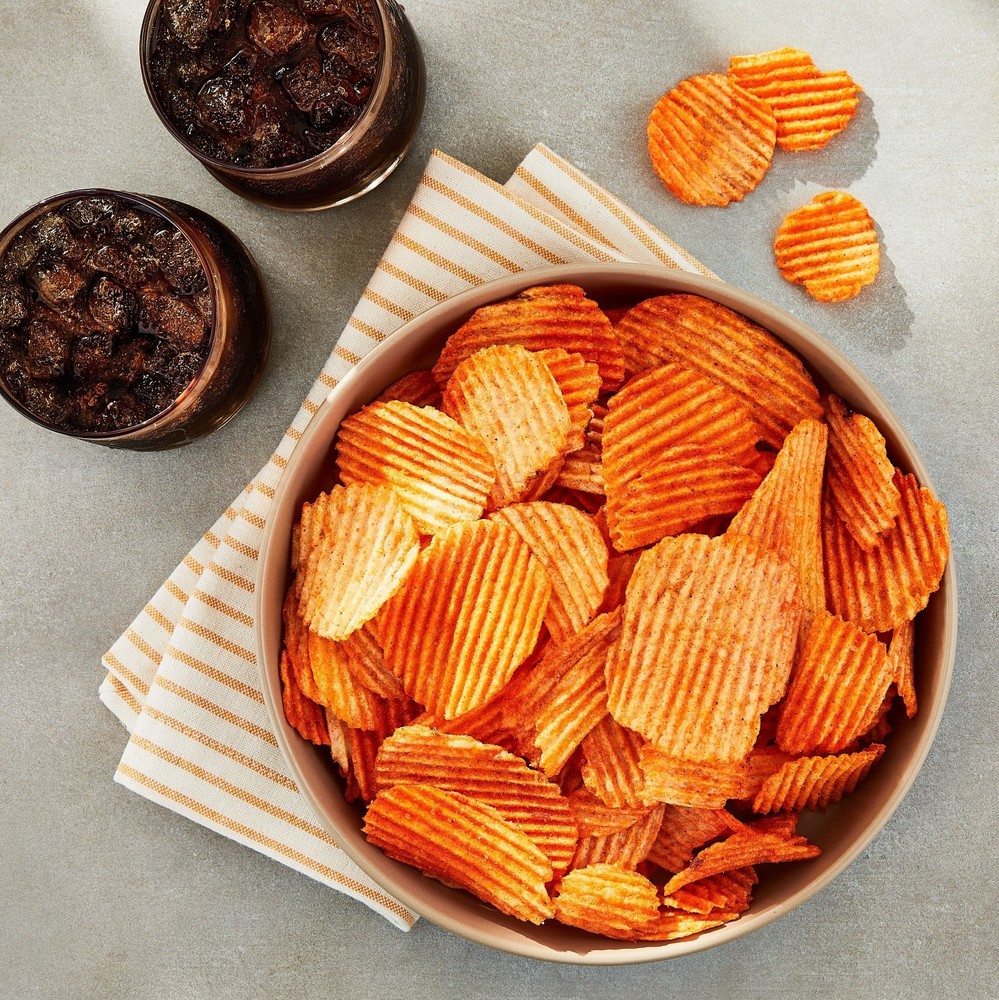 Great Value Queso Rippled Potato Chips, 8 oz (5-pack)