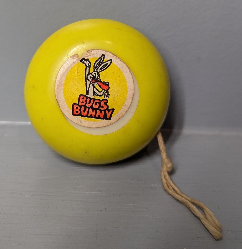 vintage Bugs Bunny yellow Yo-Yo needs new string